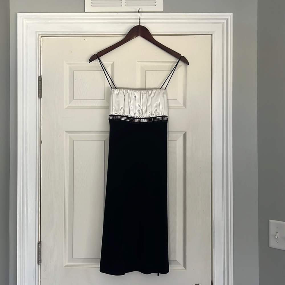 Black and white dress